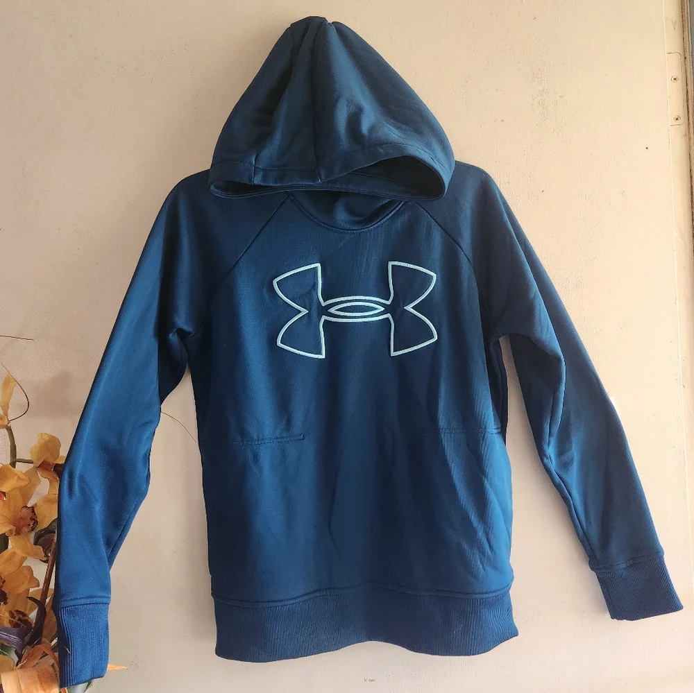 Under Armour Turquoise EUC Hoodie Pullover Small Sweater